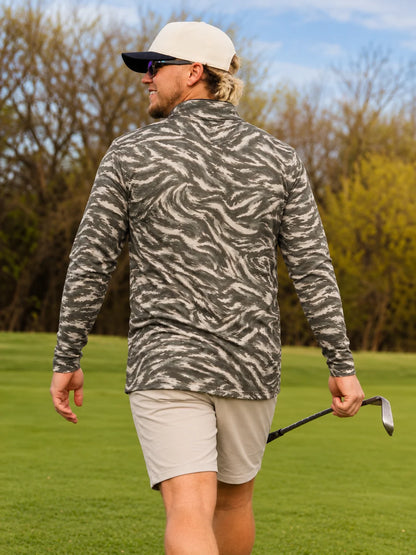 Salbeigrüner Performance-Pullover mit Marmormuster und kurzem Reißverschluss