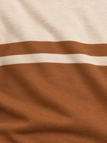 Golf-Pullover in Camel mit Colorblock-Design und kurzem Reißverschluss