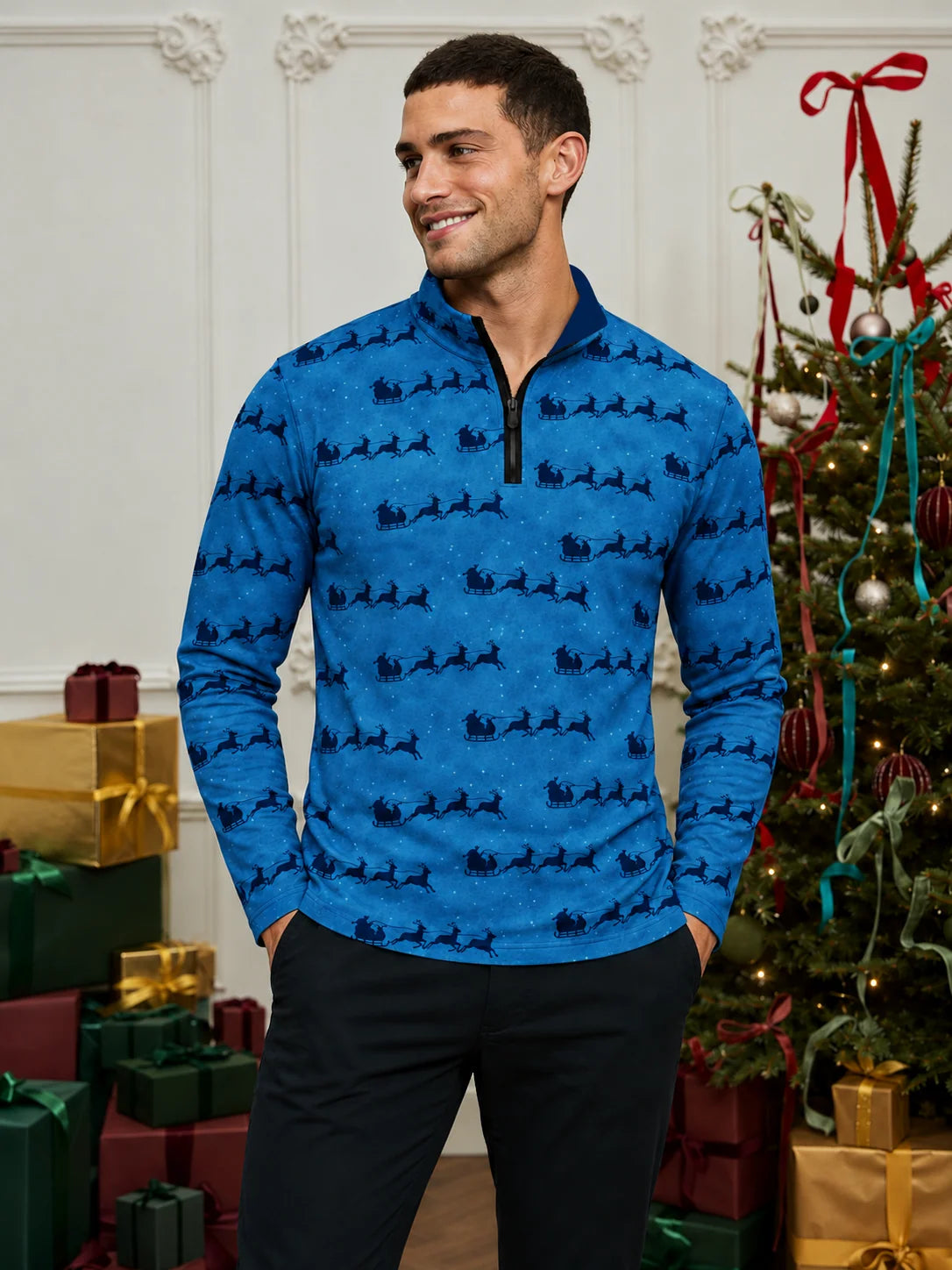 Golfpullover in Blau mit weihnachtlichem Schlittenmotiv und Viertelreißverschluss
