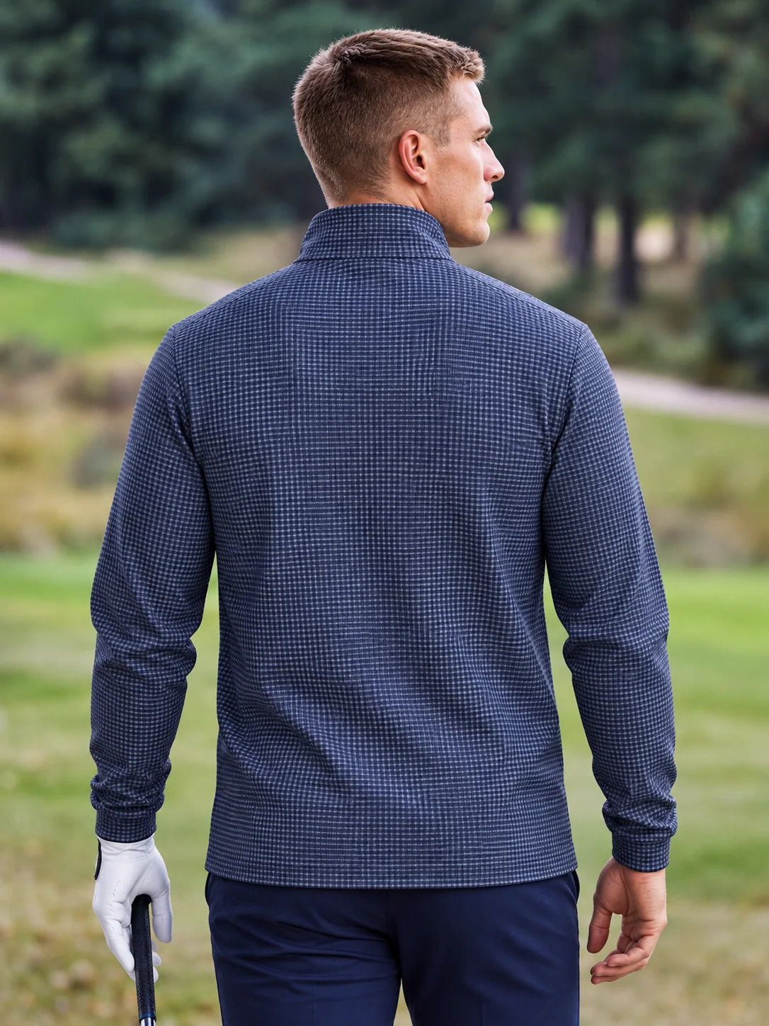 Golf-Pullover in Tiefblau mit feinem Karomuster und kurzem Reißverschluss