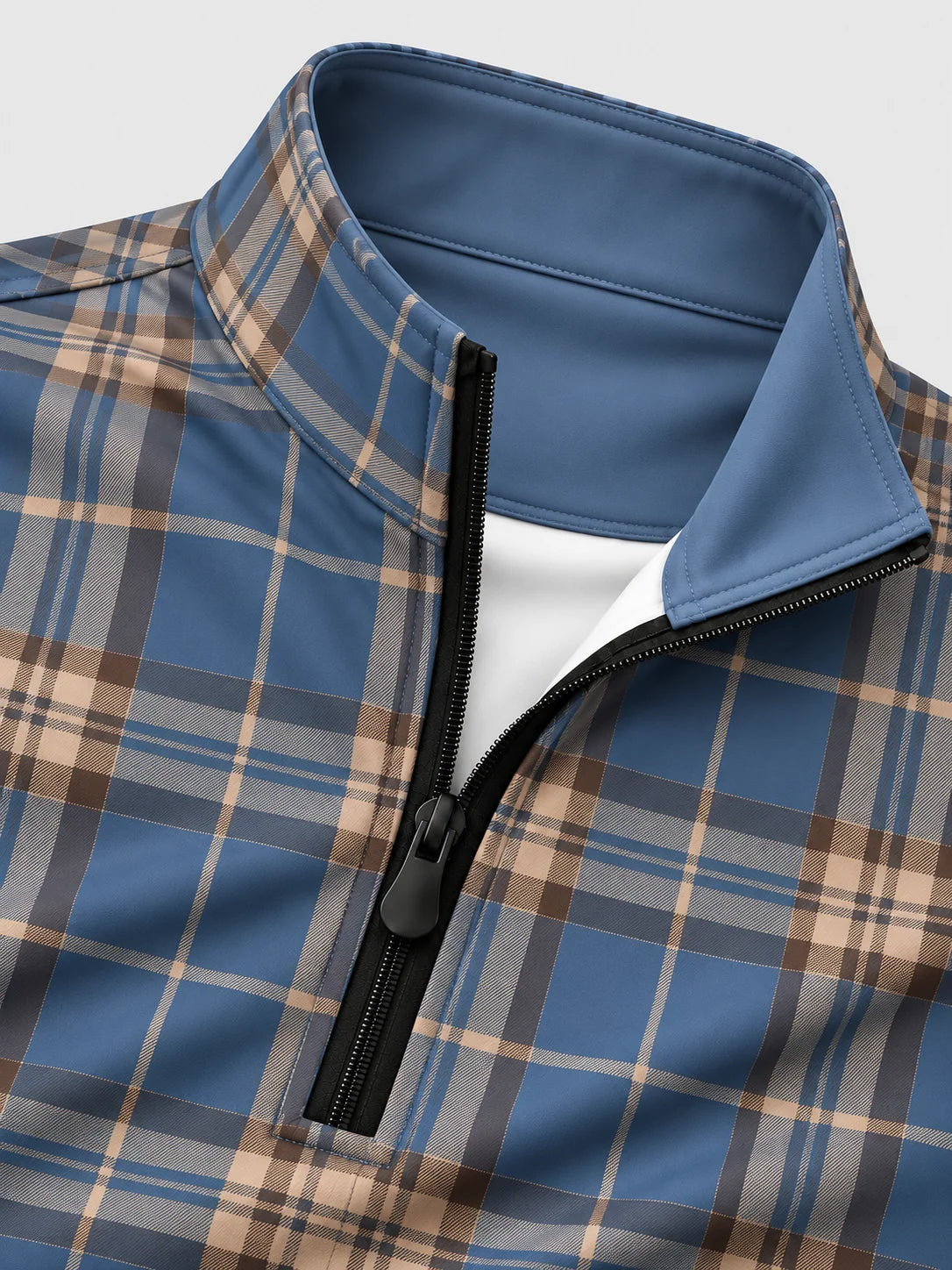 Golf-Pullover in Stahlgrau mit Tartan-Karomuster und kurzem Reißverschluss