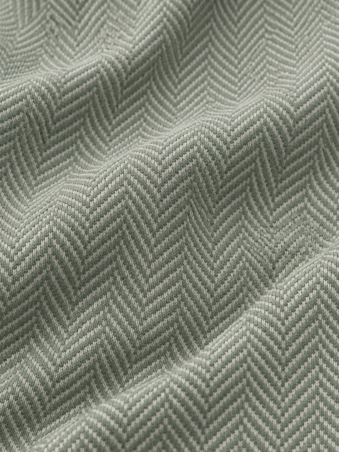 Salbeigrünes Performance-Golfpoloshirt mit Chevron-Muster