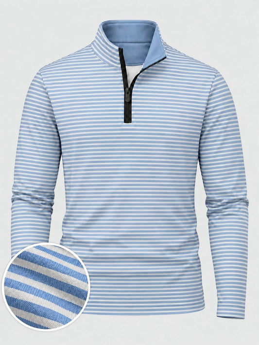 Hellblauer Golfpullover mit horizontalem Streifenmuster, Funktionsmaterial und Viertelreißverschluss