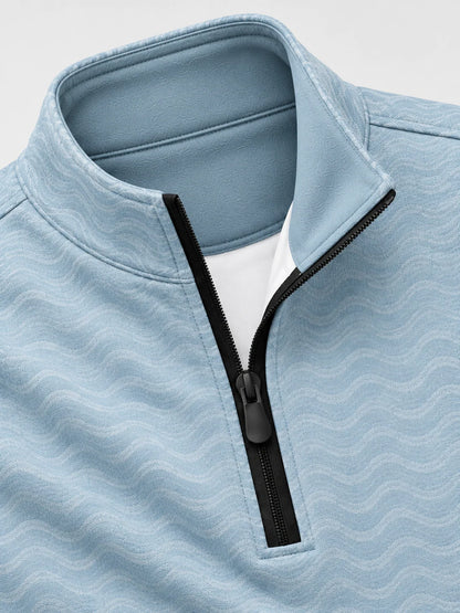 Golfpullover mit Wellenstruktur in Eisblau, Funktionsmaterial und Viertelreißverschluss