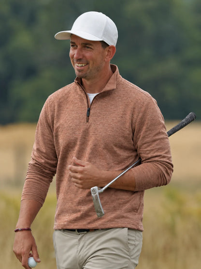 Golf-Pullover in Tonbraun-Melange mit Viertelreißverschluss aus Funktionsmaterial