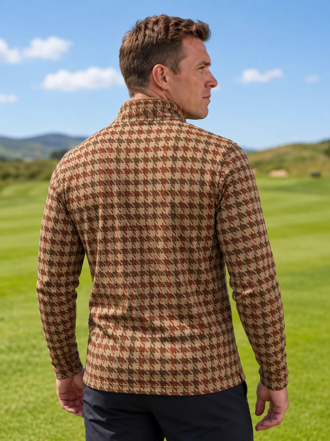 Golf-Pullover mit Hahnentrittmuster in Beige, Rostbraun und Olivgrün und Viertelreißverschluss aus Funktionsmaterial