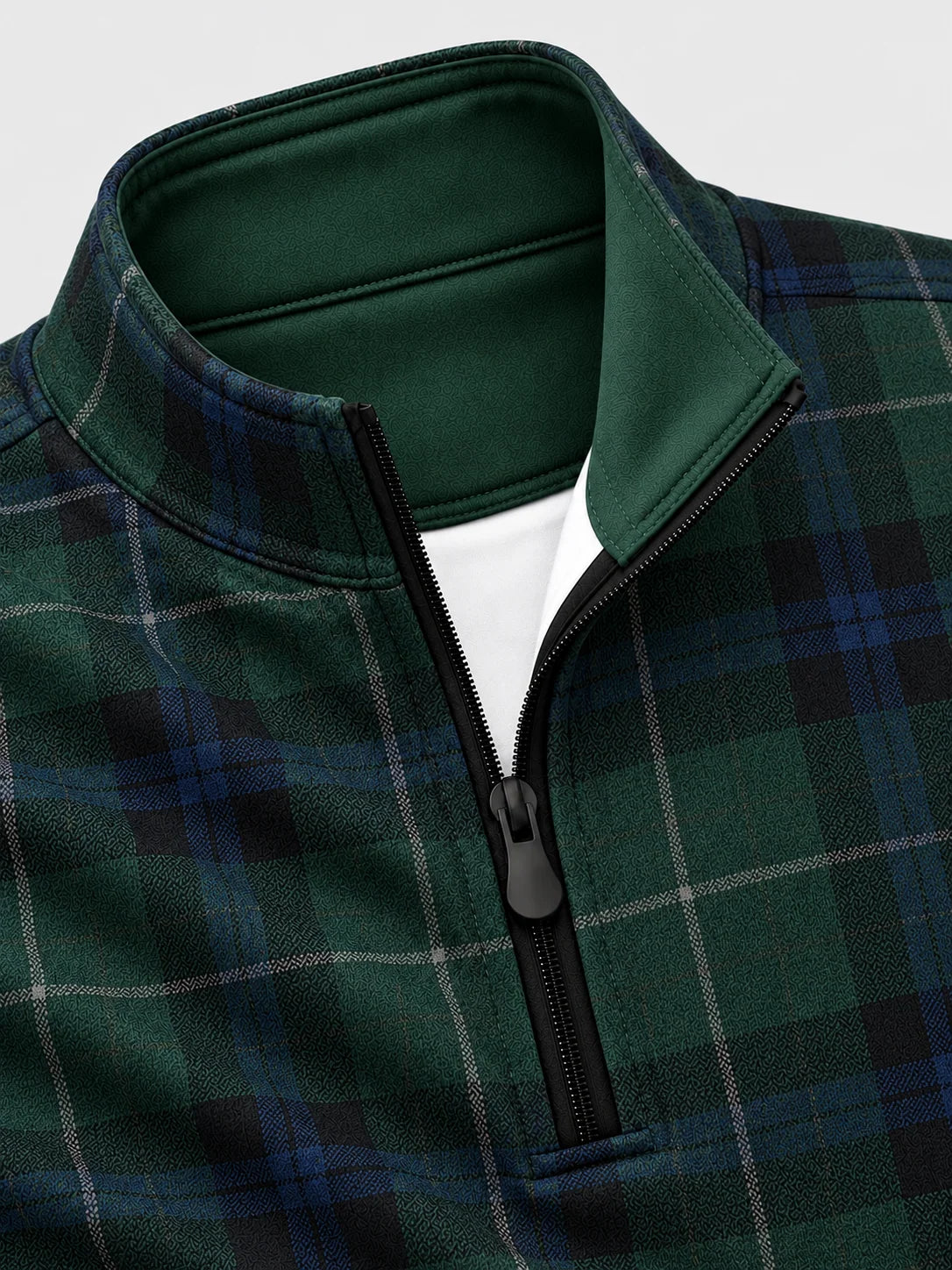 Golf-Pullover mit Viertelreißverschluss und Tartan-Karomuster in Waldgrün