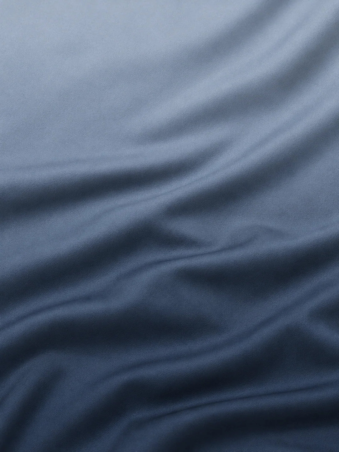 Golfpullover in Schiefergrau mit Ombre-Farbverlauf und Viertelreißverschluss